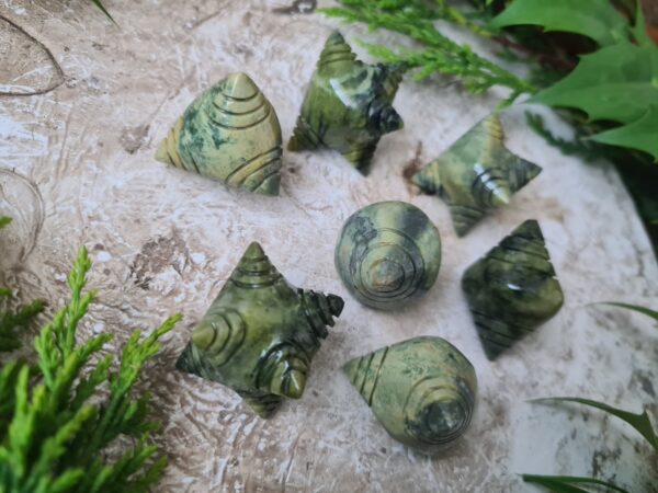 Serpentine stone Chumpi Stones - Image 4