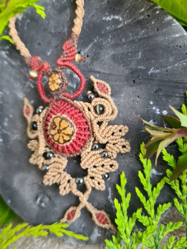 Ayahuasca slice intricate macrame flower necklace - Image 4