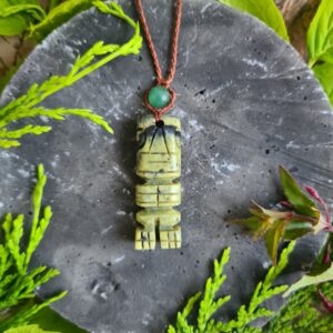 Serpentine stone feminine energy carving necklace