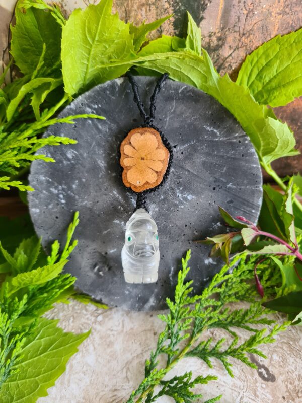 Quartz crystal Spirit of the vine ancestors face necklace with Ayahuasca slice - Image 2