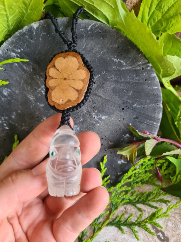 Quartz crystal Spirit of the vine ancestors face necklace with Ayahuasca slice - Image 6