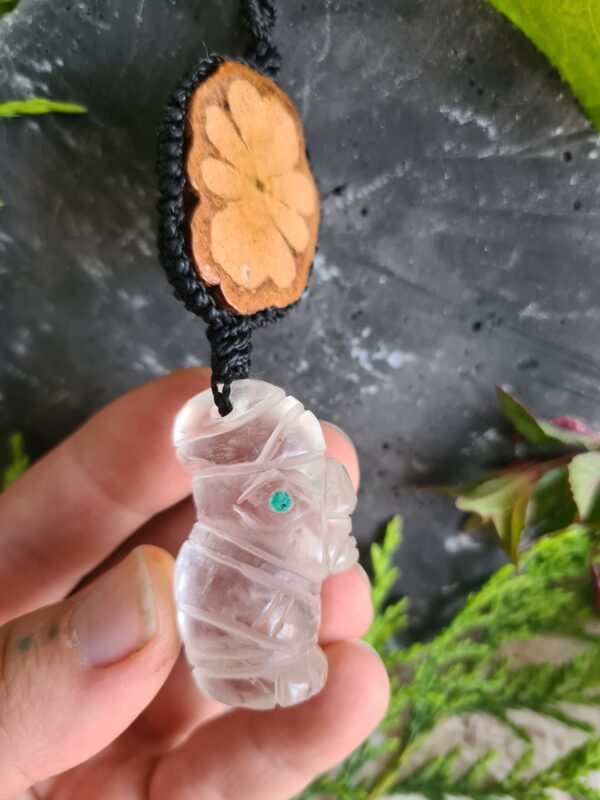 Quartz crystal Spirit of the vine ancestors face necklace with Ayahuasca slice - Image 3