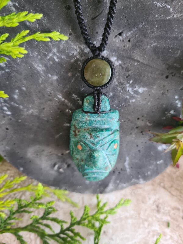 Chrysocolla turquoise ancestors face necklace with Serpentine stone - Image 3