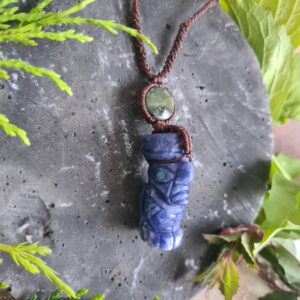 Sodalite ancestors face necklace with Serpentine stone bead